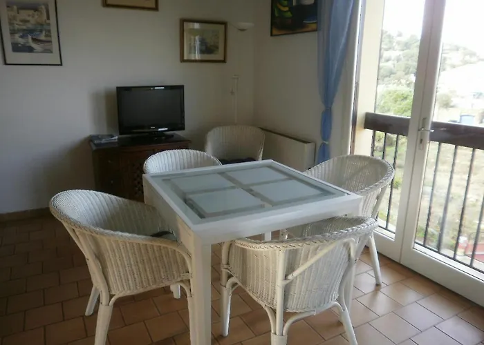 6alz8 Pour 6 Personnes Collioure